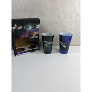 Star Trek The Original Series 2 Pint Glass Set USS Enterprise Spock Brand New